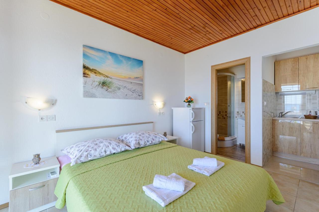 Rooms Sani Брела Екстер'єр фото